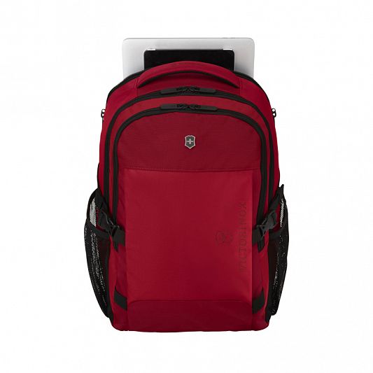 Городской рюкзак VICTORINOX 611411 VX Sport Evo Daypack красный 32 л 