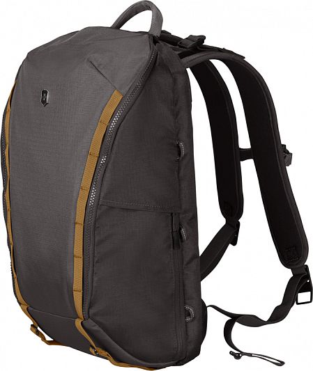 Рюкзак VICTORINOX 602133 Everyday Laptop Backpack серый 13л