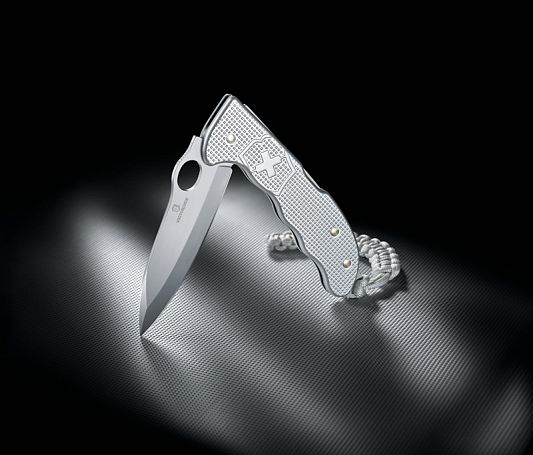 Нож складной VICTORINOX 0.9415.M26 Hunter Pro M Alox серебристый