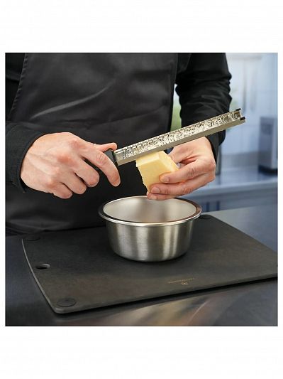 Терка Victorinox Zester 7.6087.3, для цитрусовых и сыра, черная