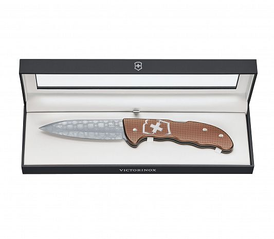 Нож складной VICTORINOX 0.9410.J20 Hunter Pro Alox Damast Limited Edition 2020